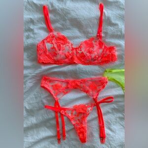 Neon pink/orange Lingerie bra+panties+gather belt brand new B or C cup size S